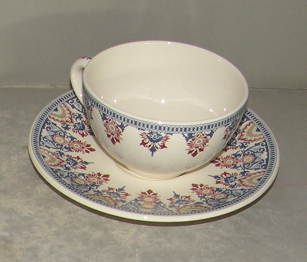 Breakfast Cup & Saucer Rouen Or