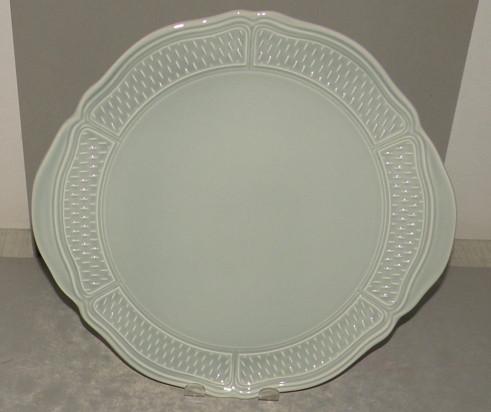 Eared Cake Platter, Pont Aux Choux Celadon
