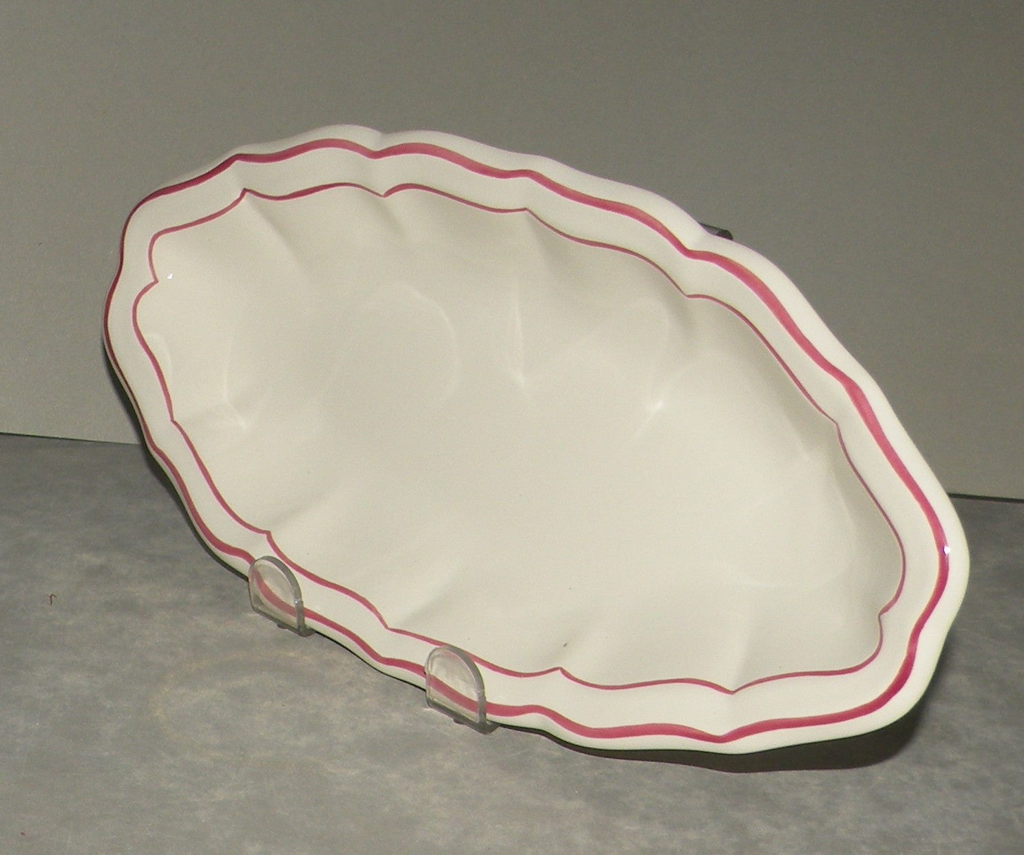 Pickle Dish , Filet Pivoine