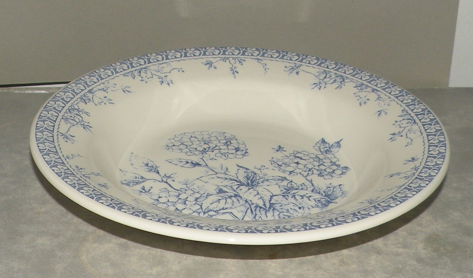 Rim Soup Plate, Hortensia
