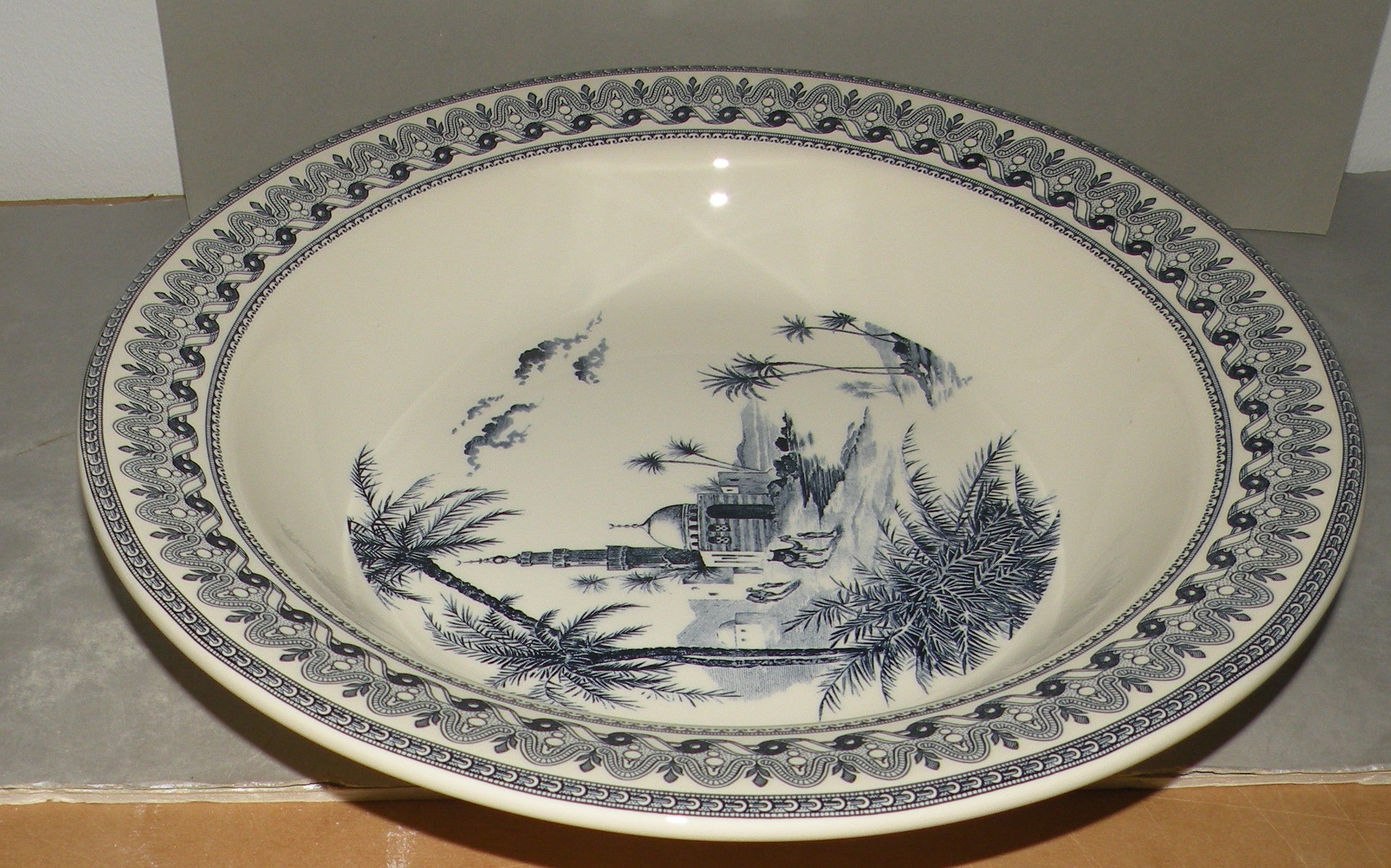 Round Deep Platter , Les Depareillees in Blue