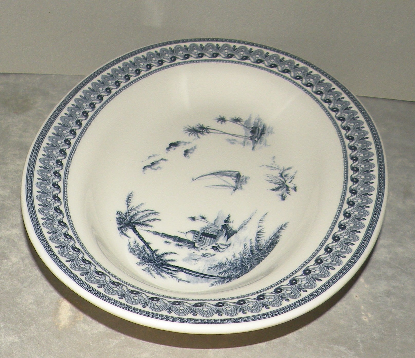 Pickle Dish , Les Depareillees in Blue
