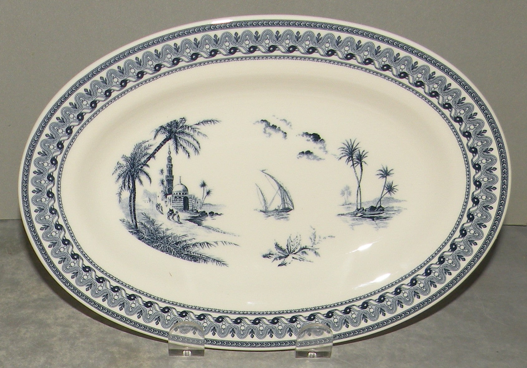 Pickle Dish , Les Depareillees in Blue