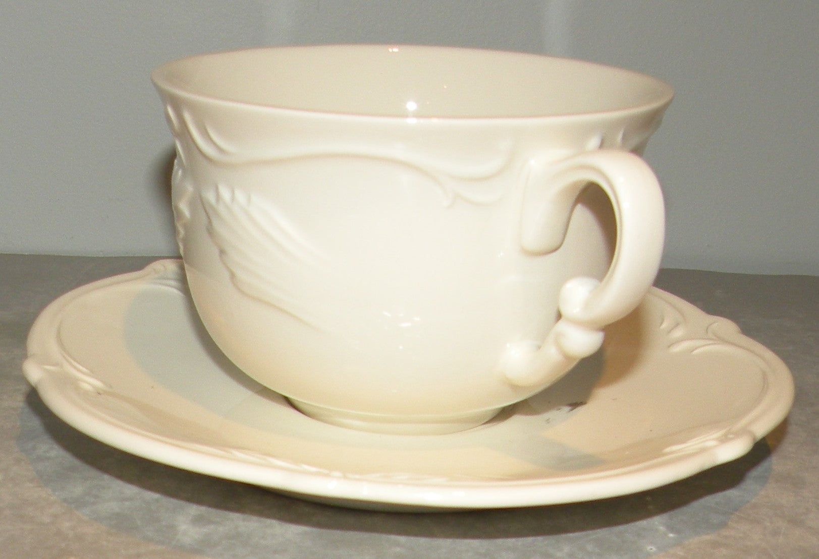 Breakfast Cup & Saucer, Rocaille White