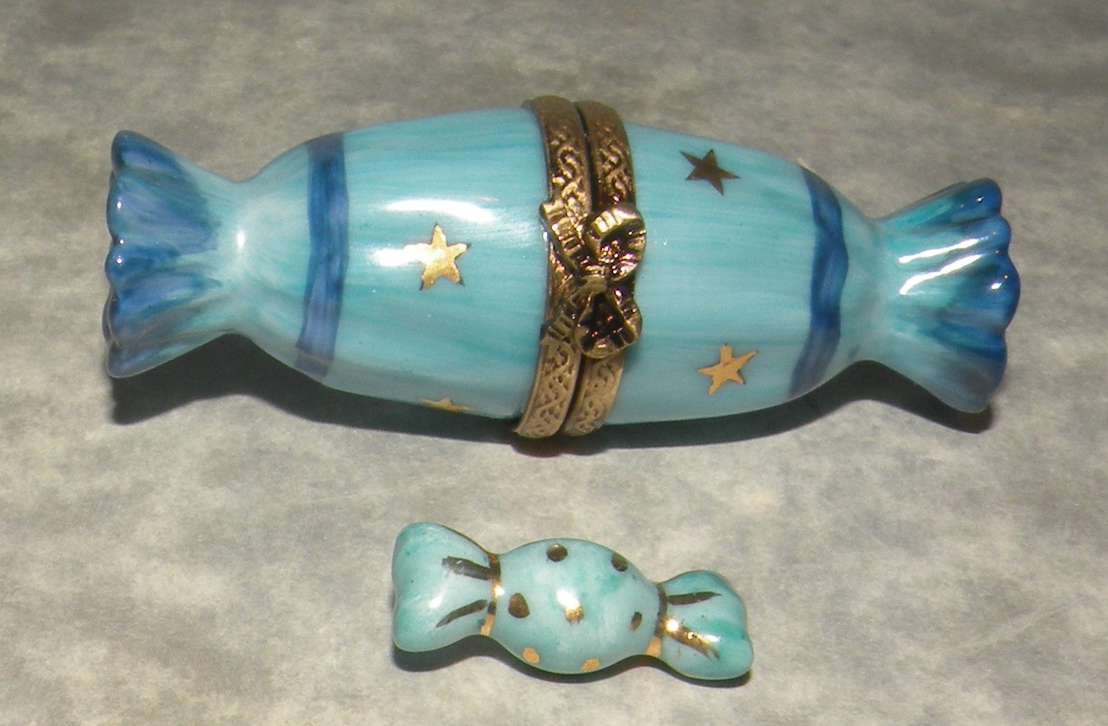 Blue Candy , Limoges Box number 48