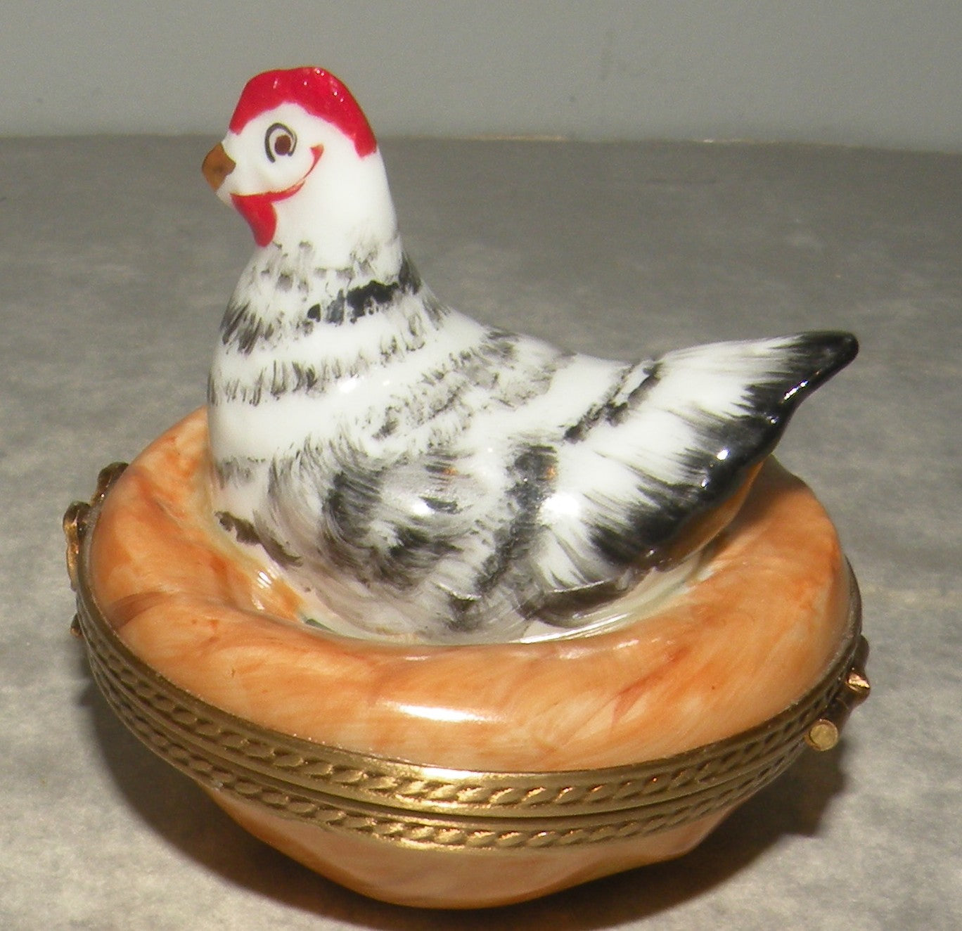 Hen with Eggs , Limoges Box number 54