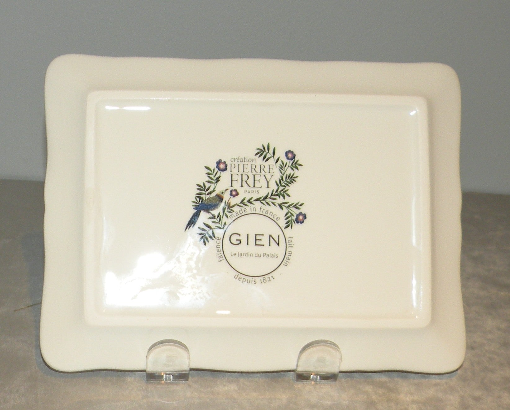 Butter Dish , Le Jardin du Palais