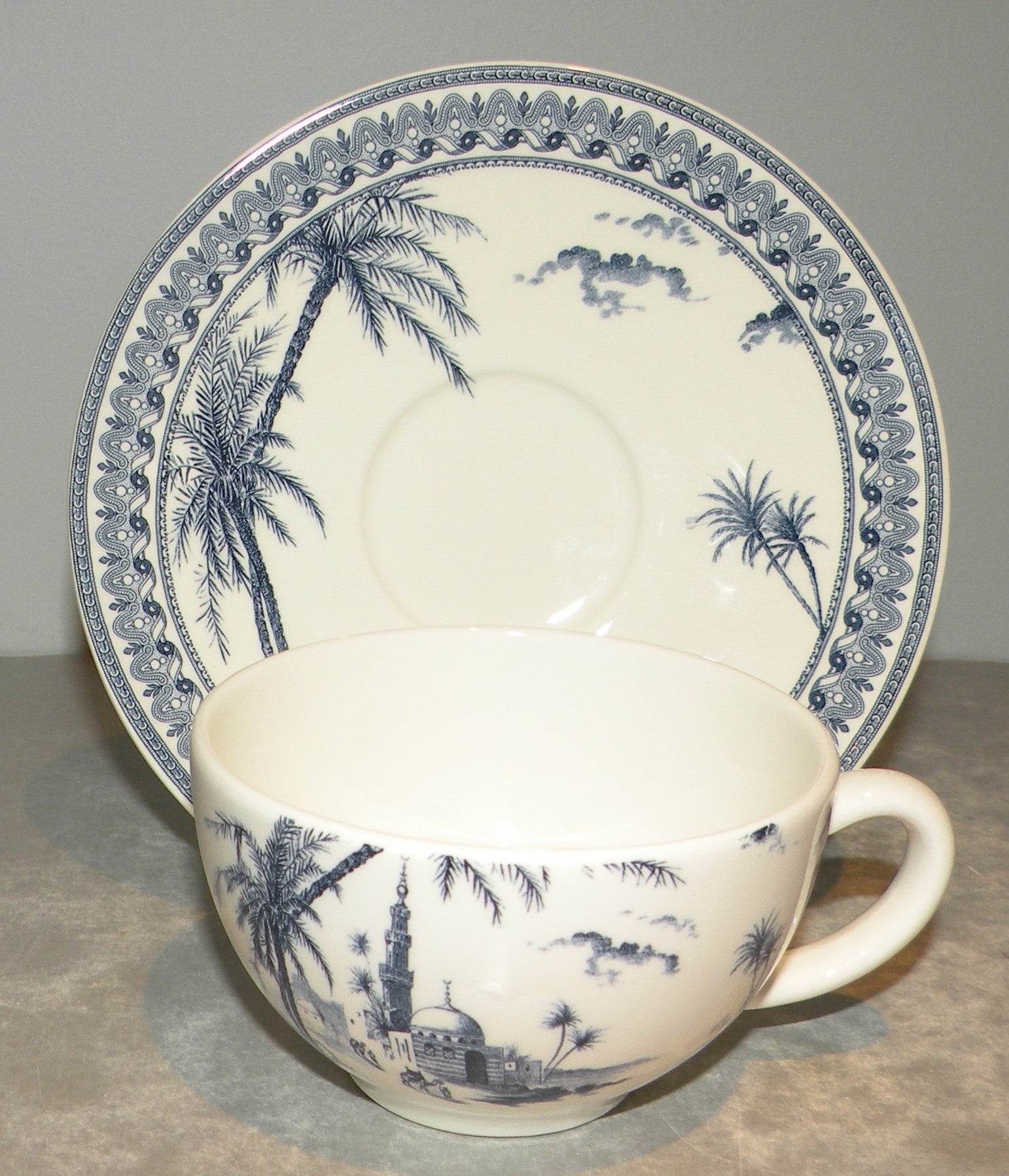 Tea cup & Saucer,  , Les Depareillees in Blue