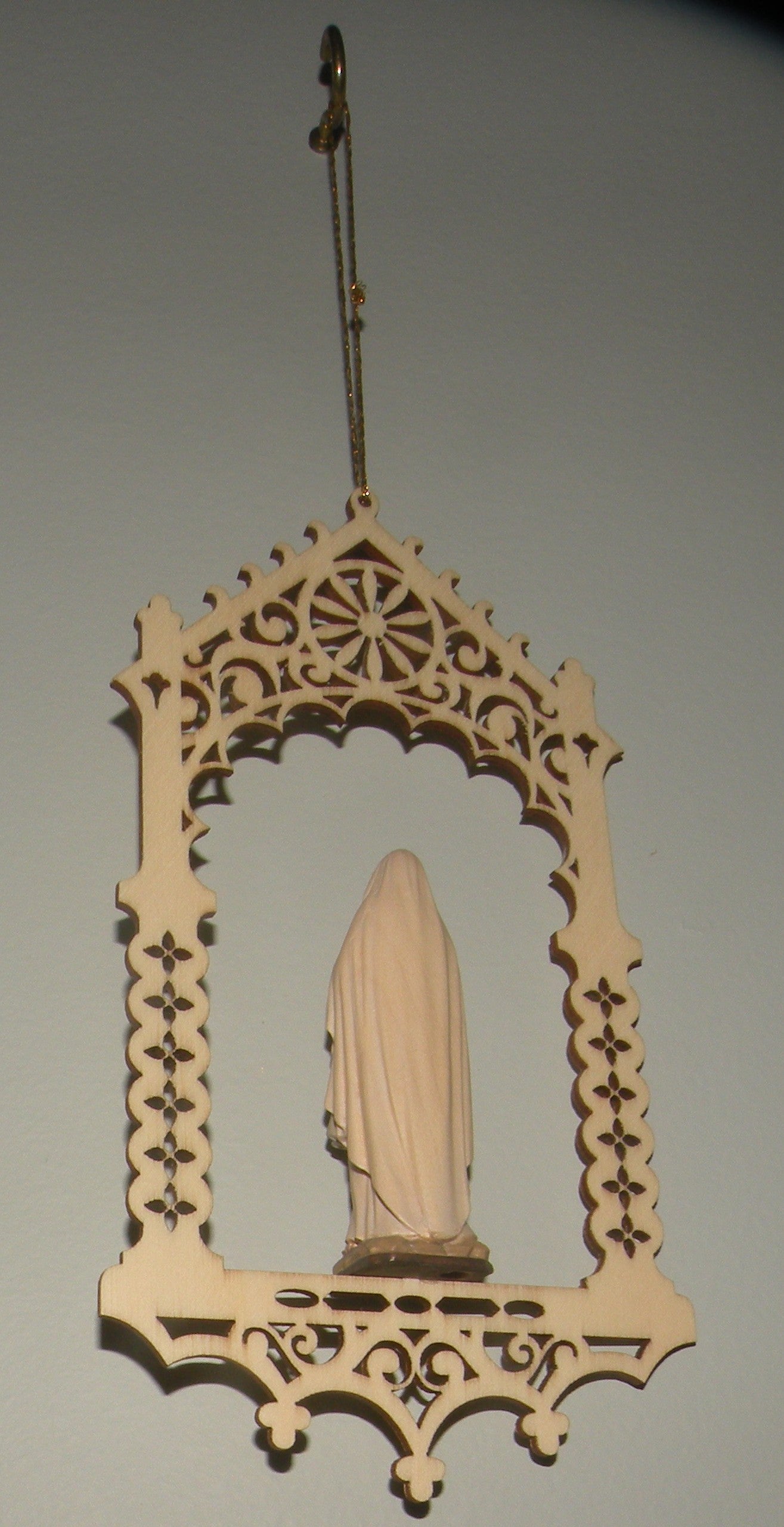 Virgin of Lourdes in niche  - 08363