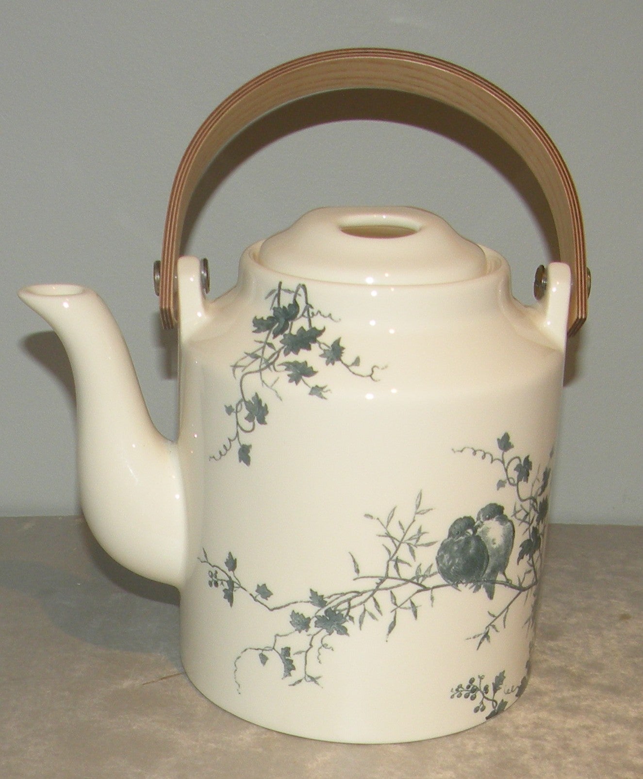 Japanese Tea Pot  Les Oiseaux