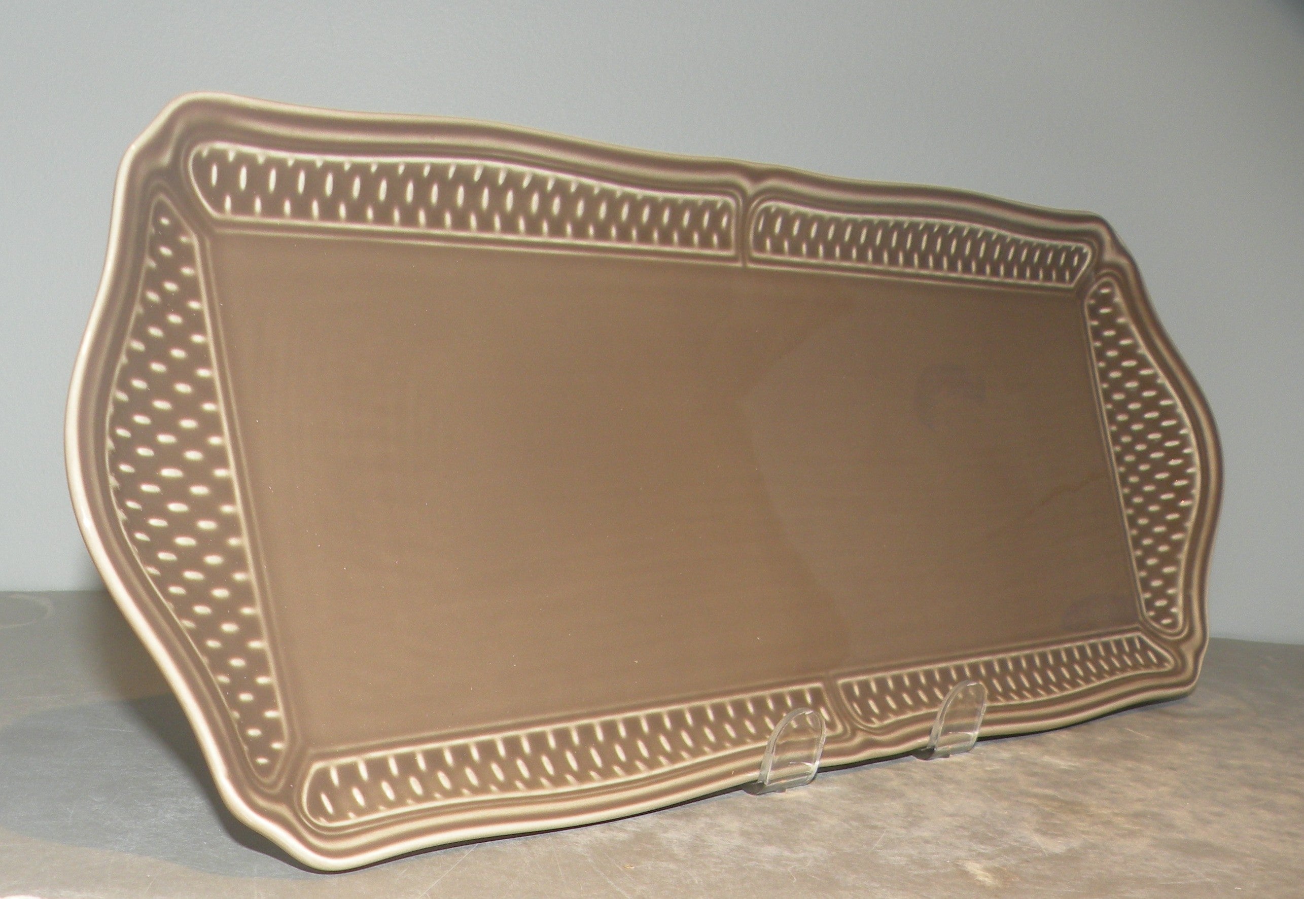 Oblong Serving Tray, Pont Aux Choux Taupe