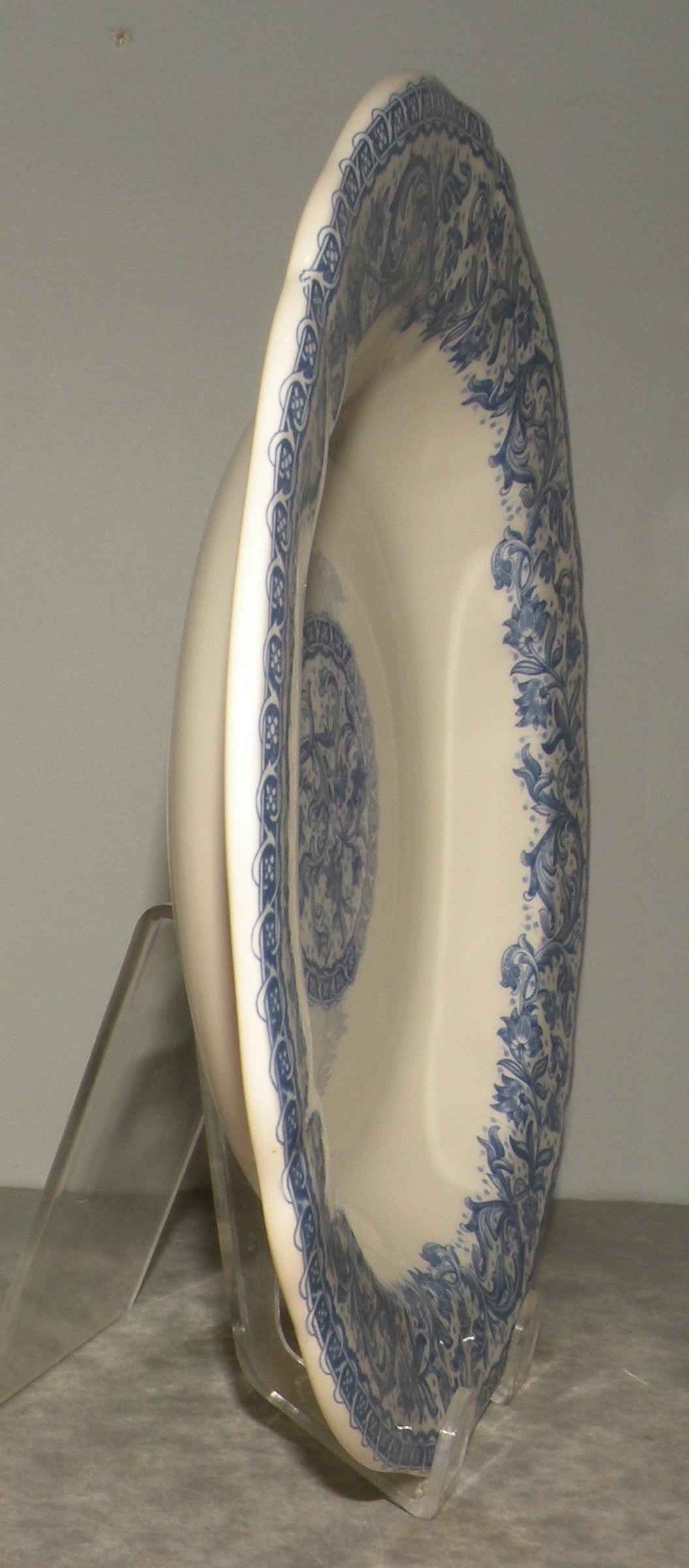 Rim Soup Plate, Rouen 37