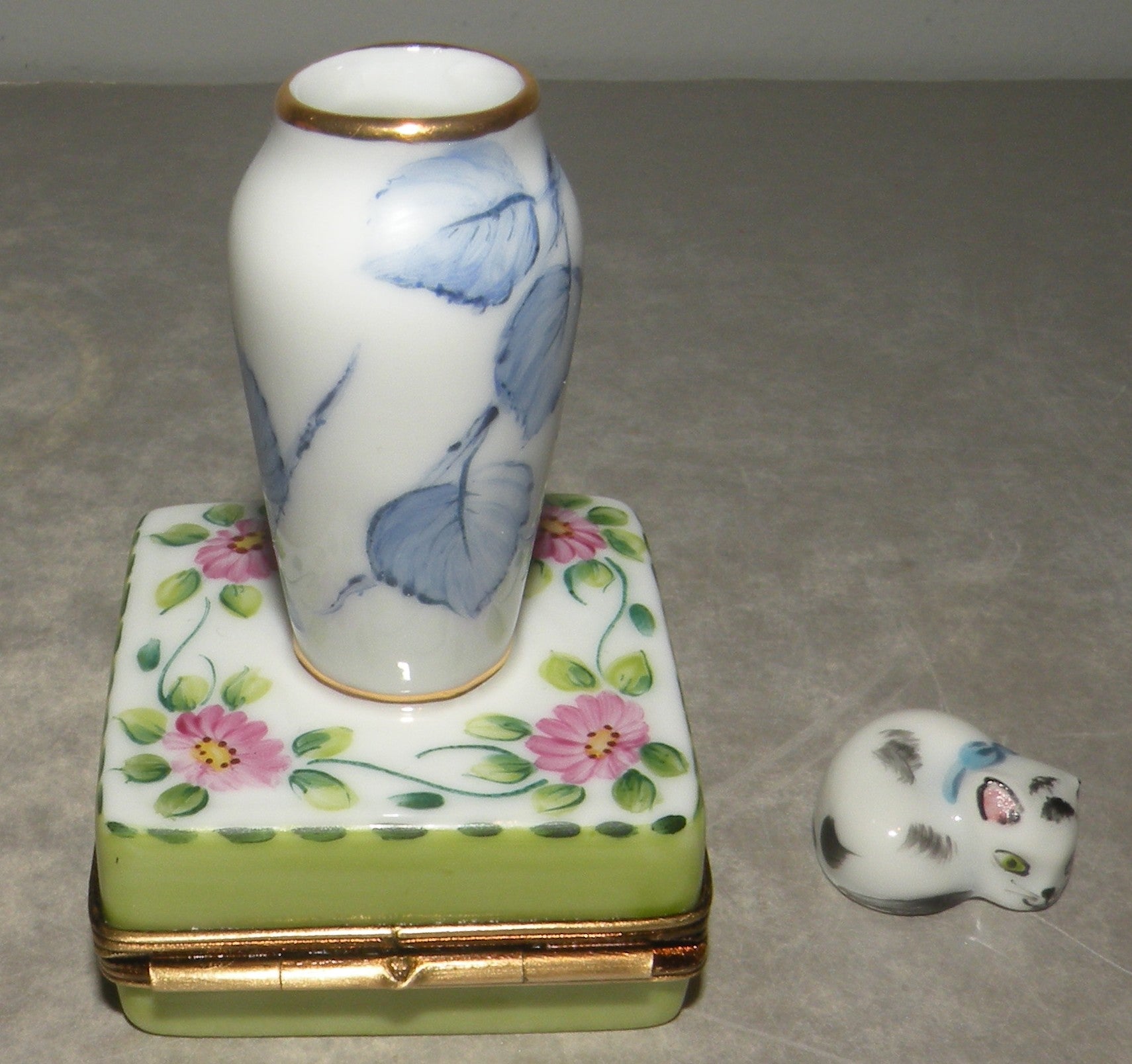 Rectangular box and vase Limoges Box number 91