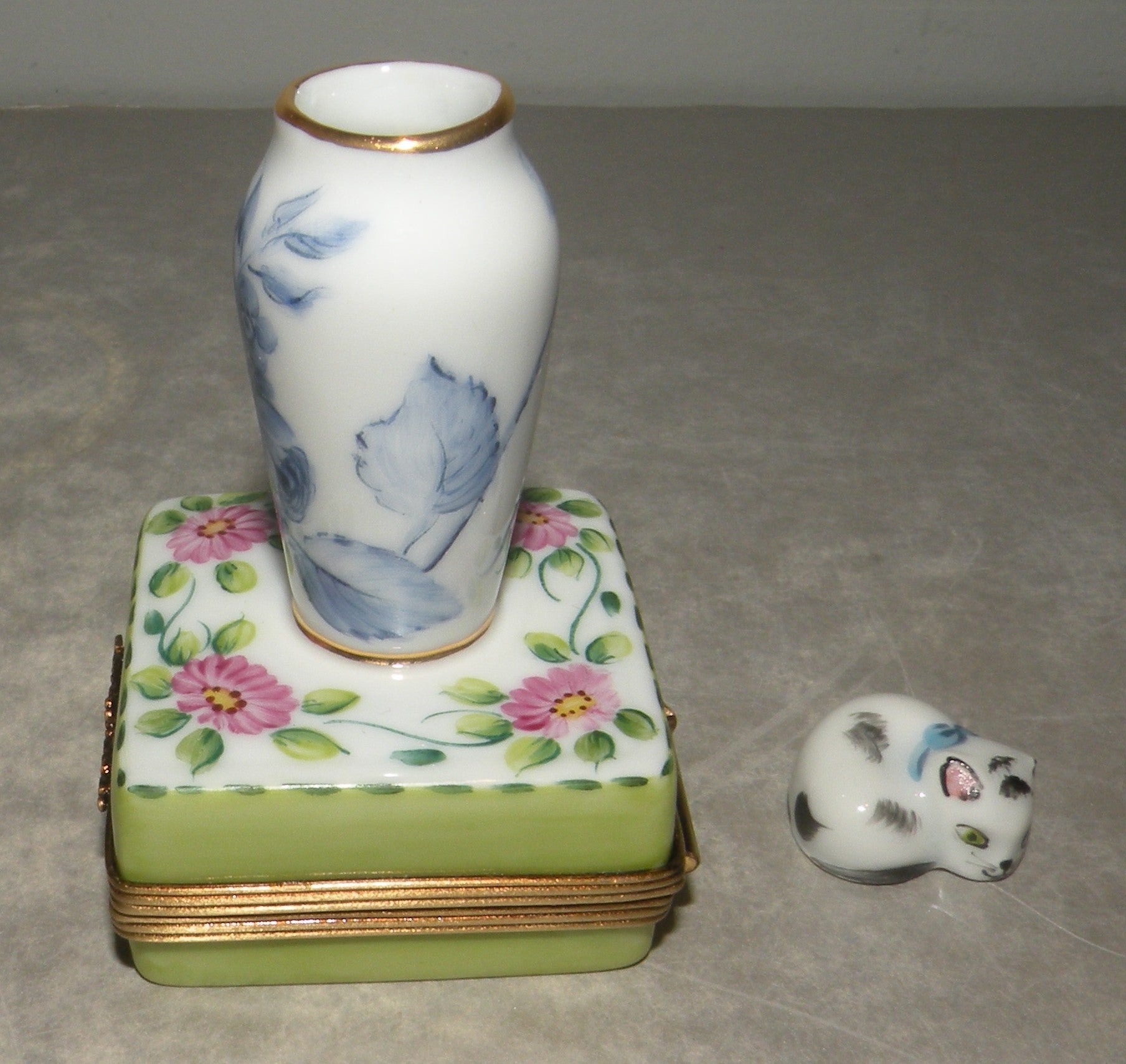 Rectangular box and vase Limoges Box number 91