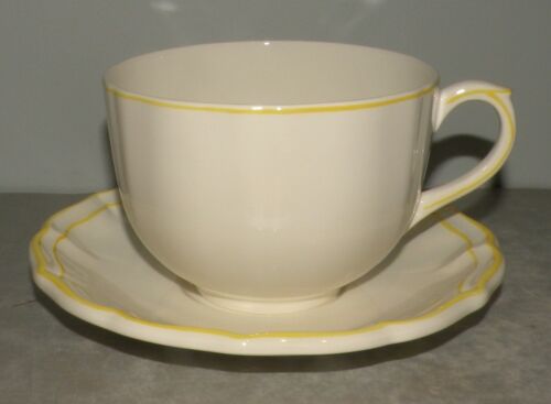 Jumbo Breakfast Cup & Saucer , Filet Citron ( Yellow )