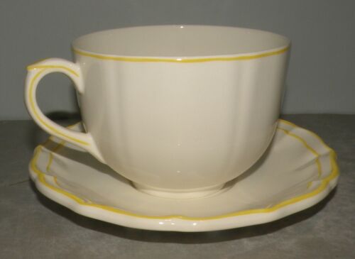 Jumbo Breakfast Cup & Saucer , Filet Citron ( Yellow )