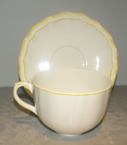 Jumbo Breakfast Cup & Saucer , Filet Citron ( Yellow )