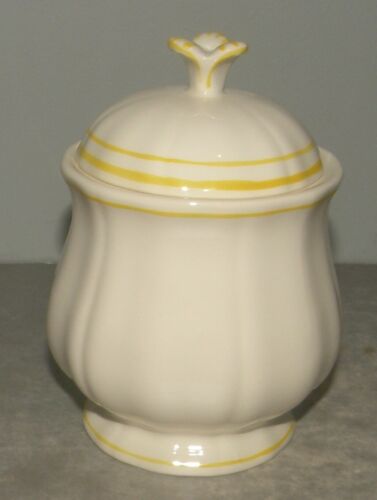 Covered Sugar Bowl, Filet Citron ( Yellow )