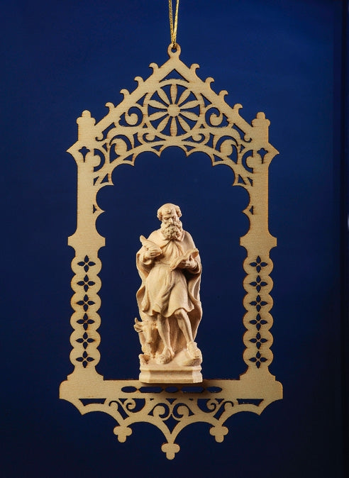 St- Luke  Evangelist  in niche  - 08282