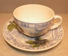 Tea Cup & Saucer, Oiseau Bleu  Fruits