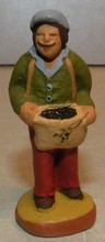 Olives Gatherer,  Fouque, 4 cm