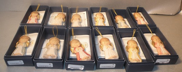 Display and 12 angels with differents colors