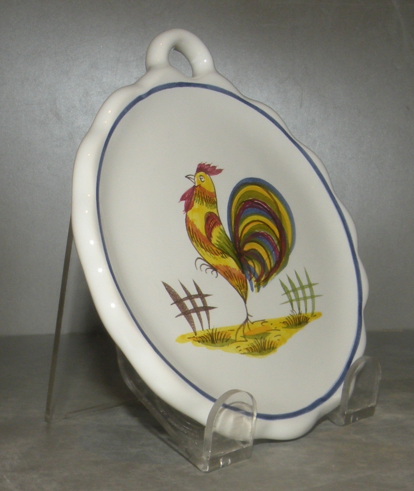Dish with handle, Coq Francais