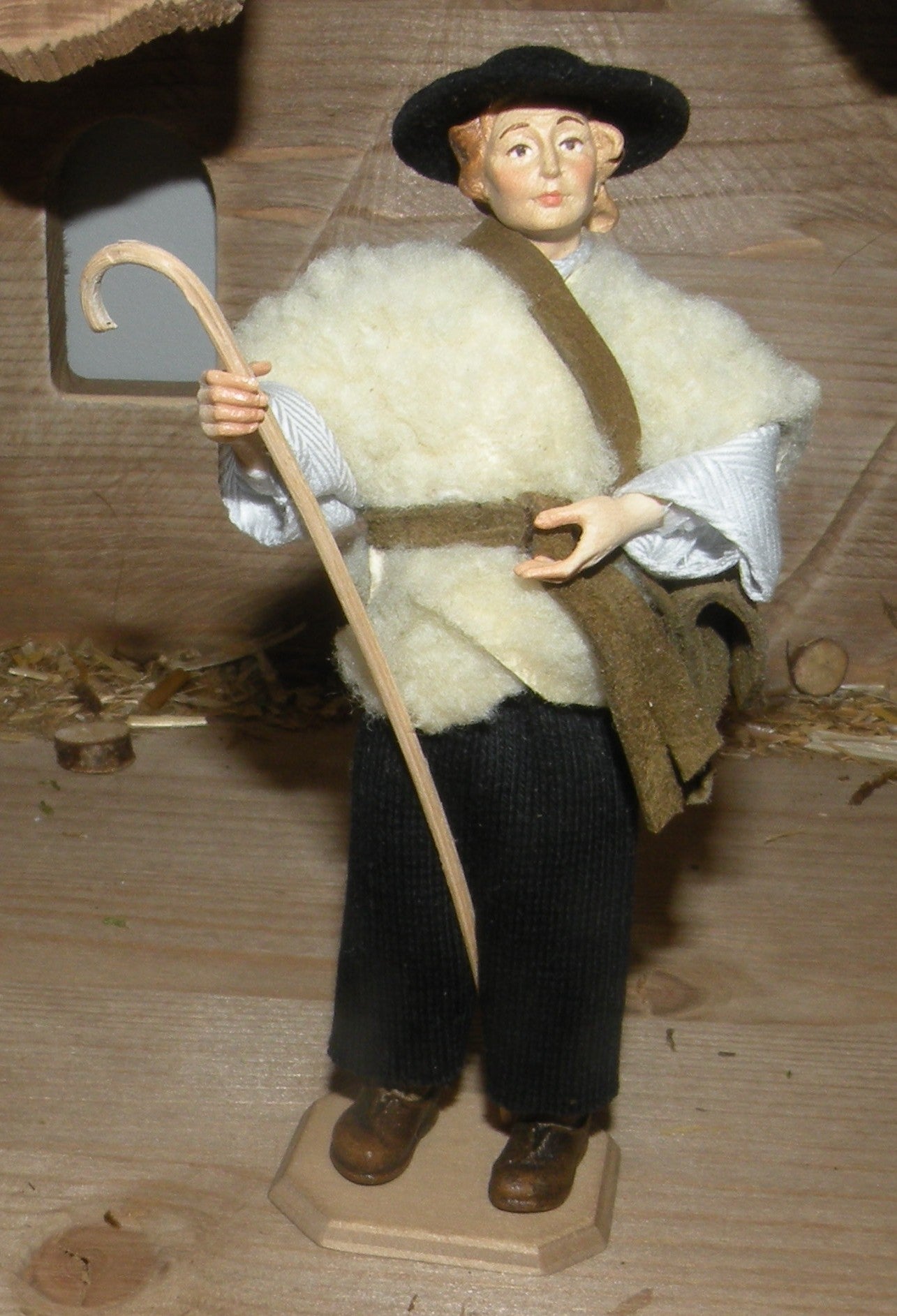 Shepherd with stick and bag  - Folk nativity dressed- 10901-430