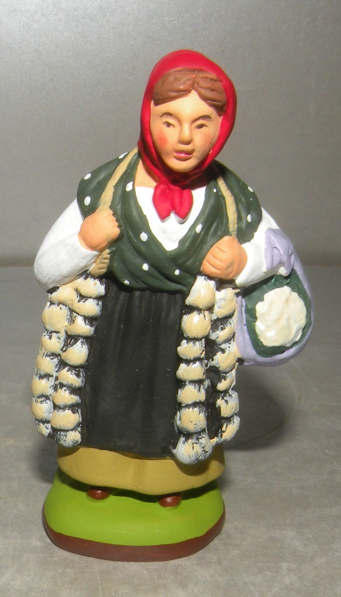 Woman with Garlic  , Didier, 7cm