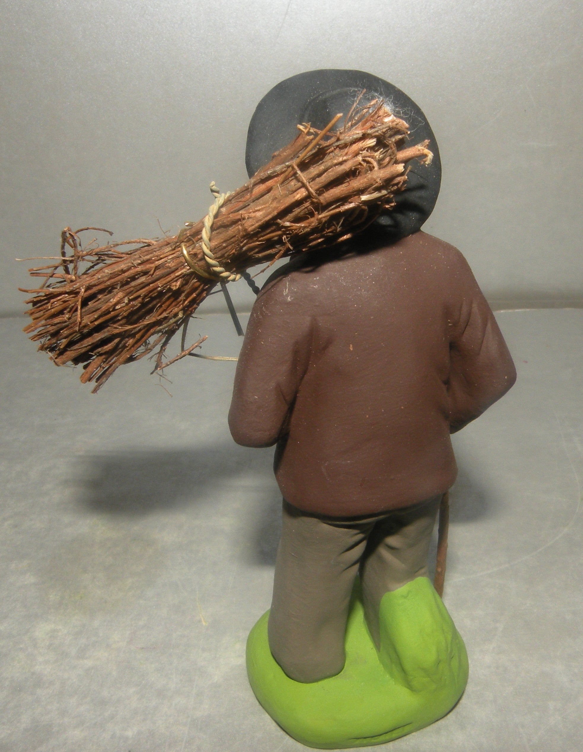 Man with a bundle of wood, Didier, 10 cm
