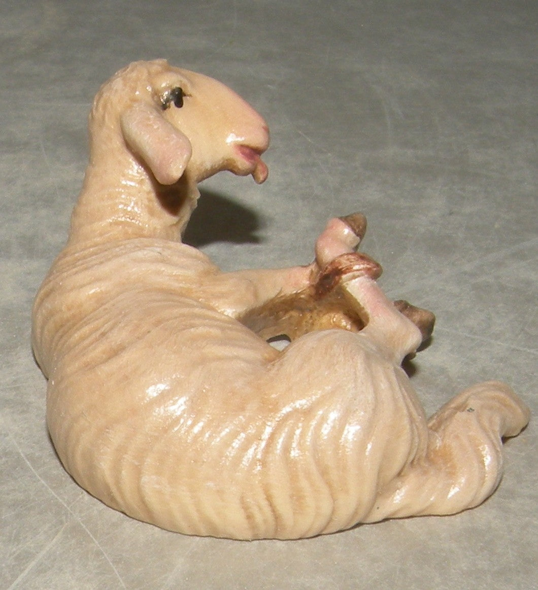 Sheep lying-down - Oriental nativity dressed- 21211