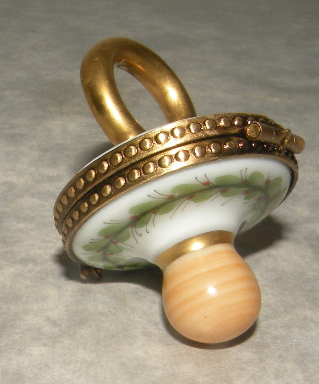 Nipple , Limoges Box number 63