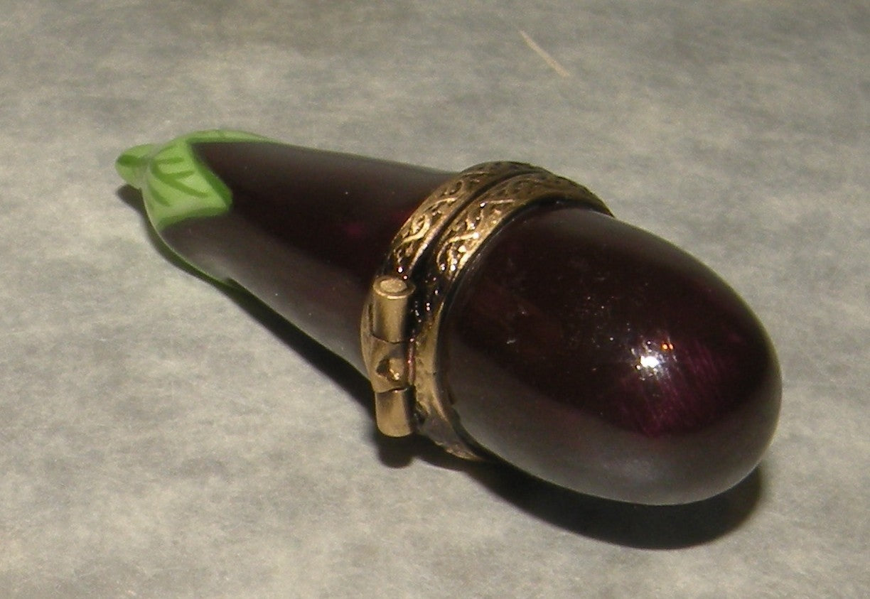 Eggplant Mini , Limoges Box number 125