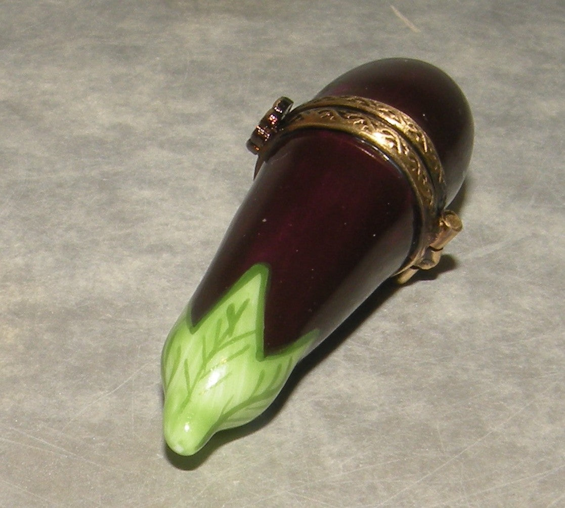 Eggplant Mini , Limoges Box number 125