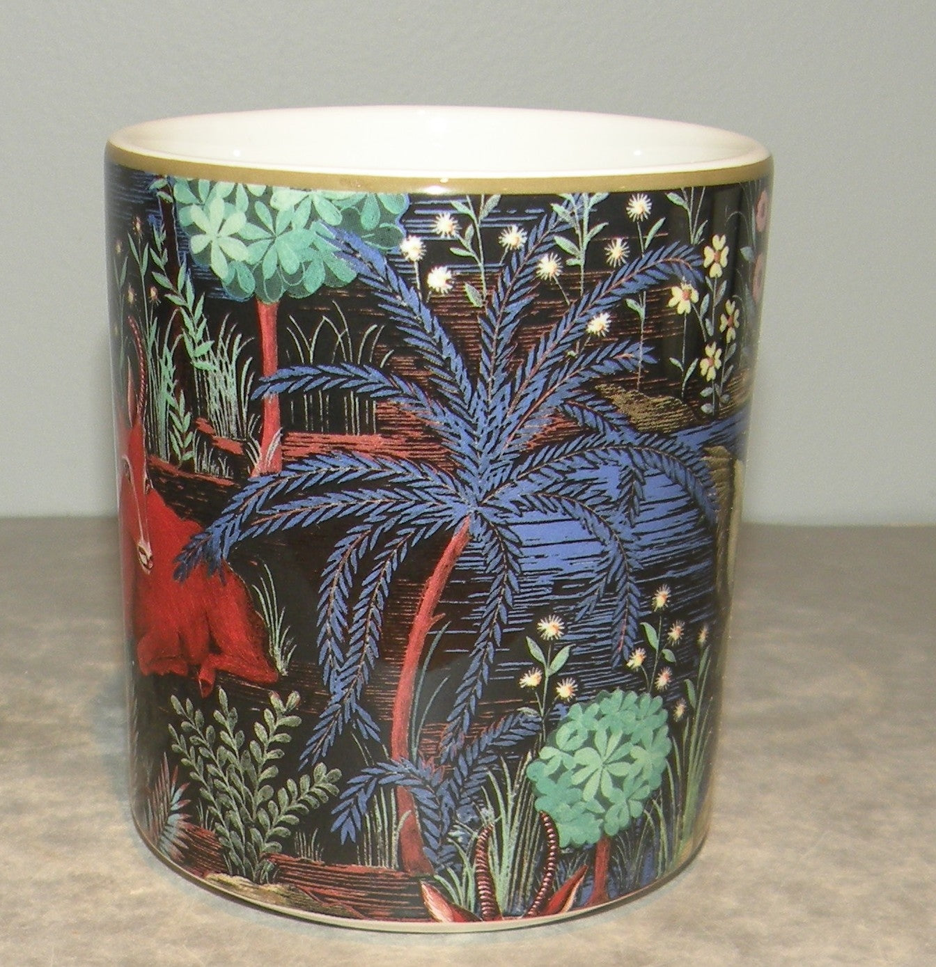 Black Mug Le Jardin du Palais