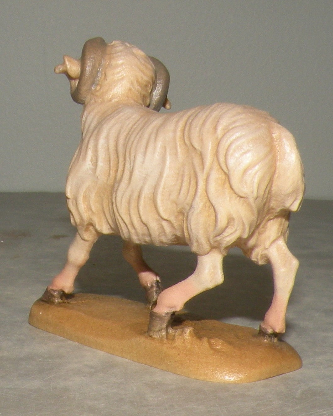 Ram ( 21279 ) ,   Folkloristic