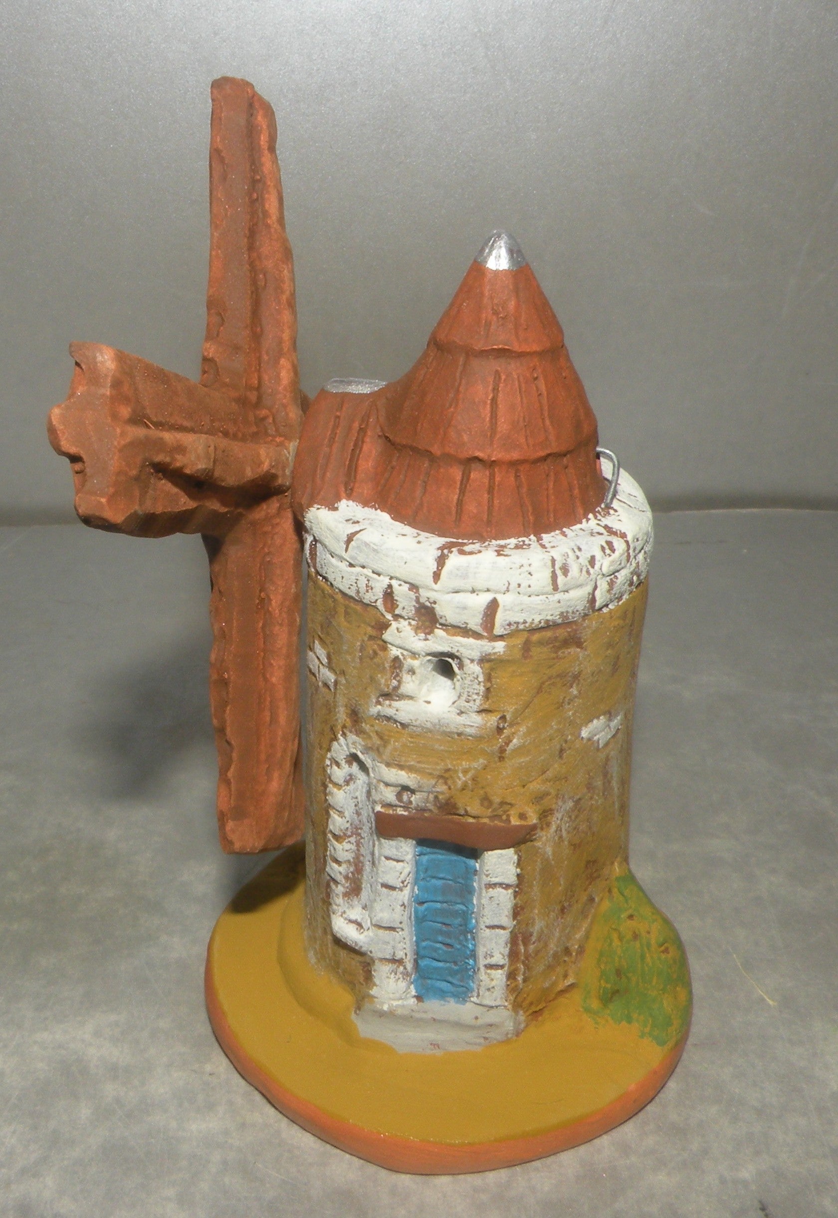 Mill 9 cm height (all clay)  Fouque 2 Cm