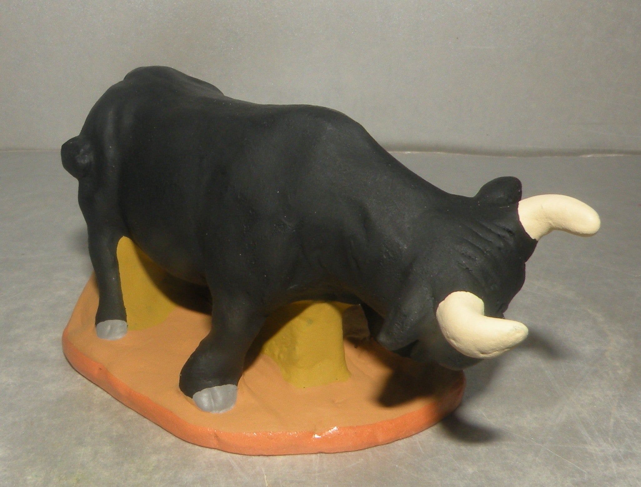 Bull in arena Fouque 6 Cm