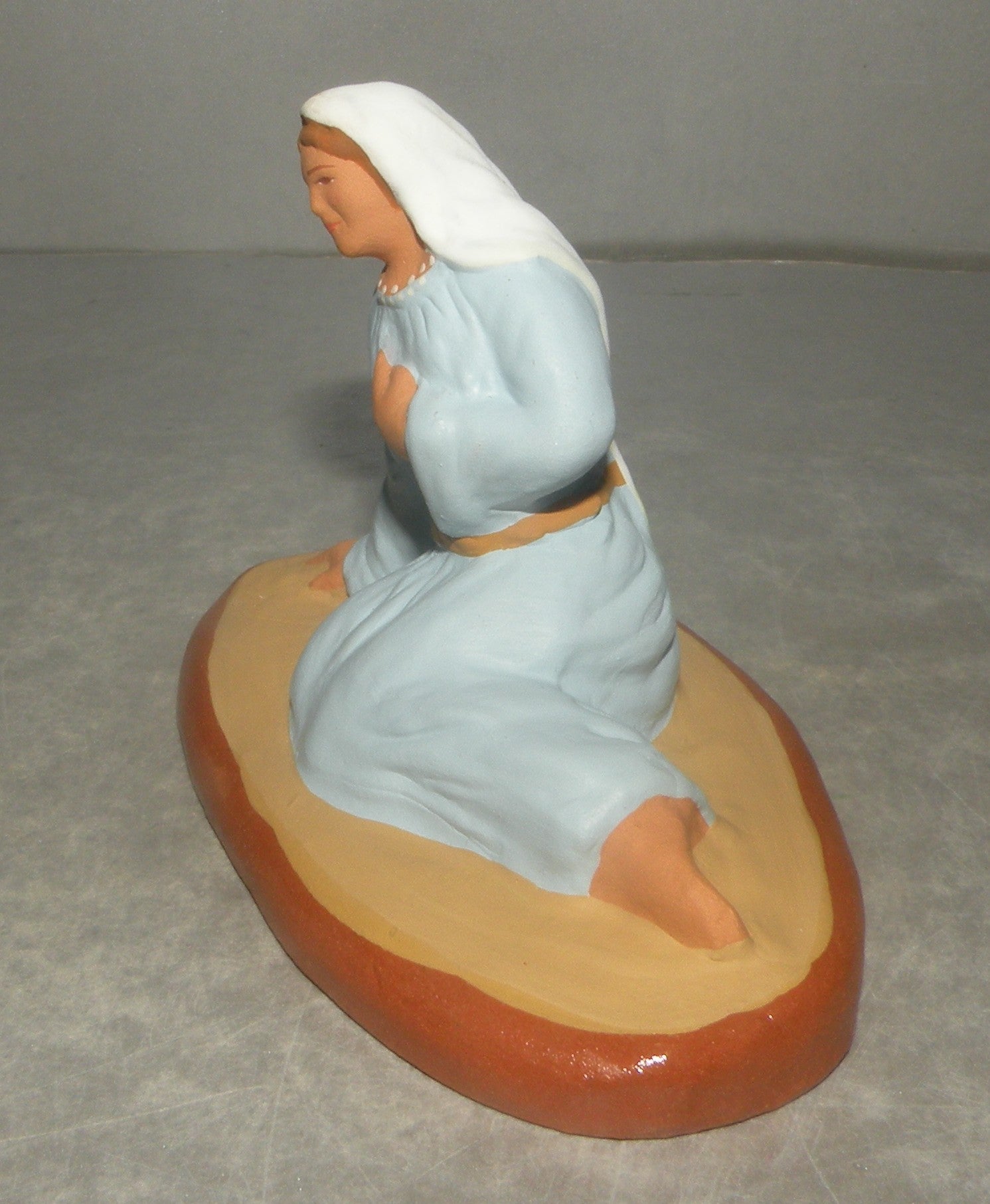 Seated Blessed Virgin  Fouque 9 Cm