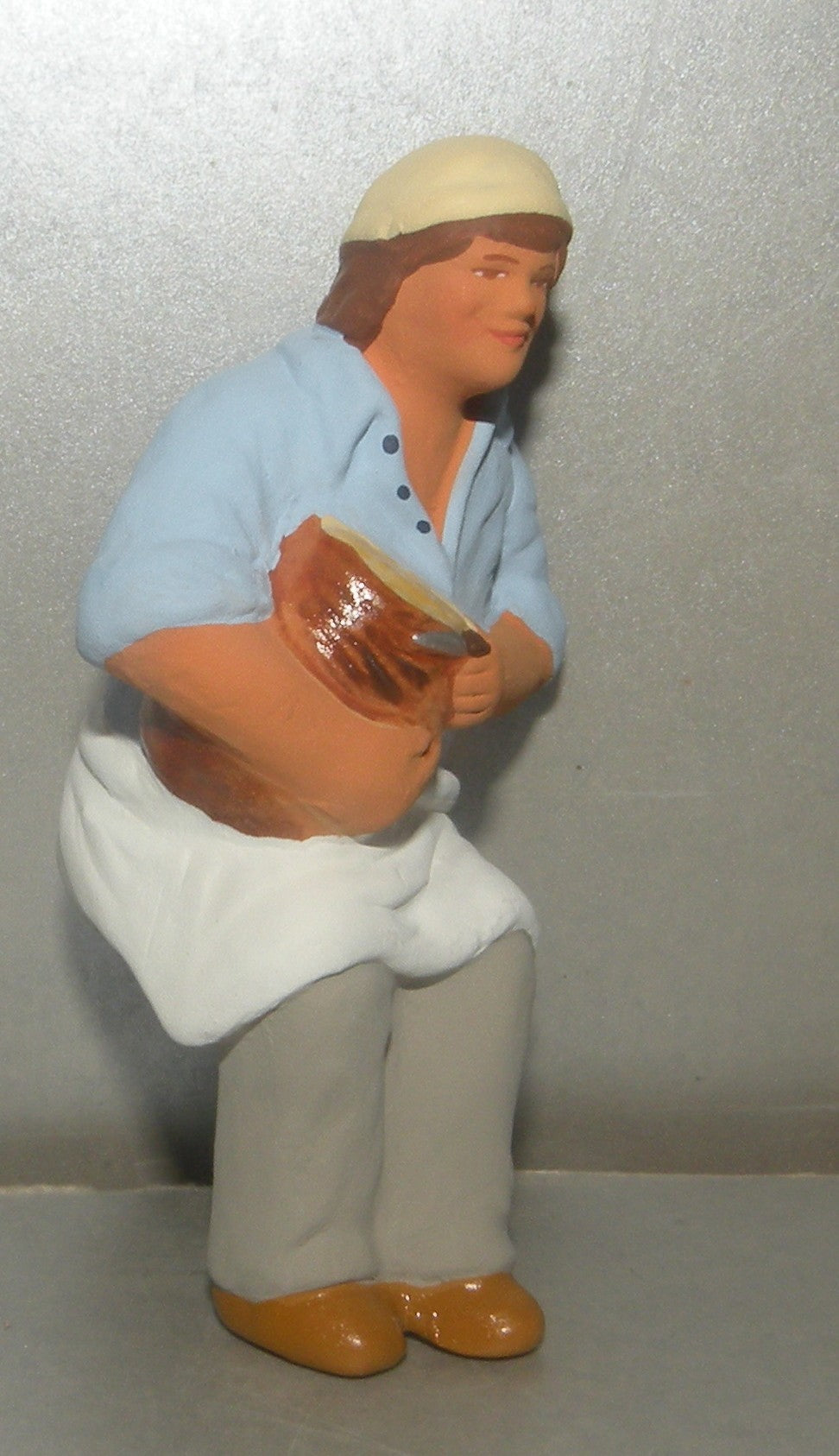 Sitting and Crunching Bread , Fouque 9 Cm