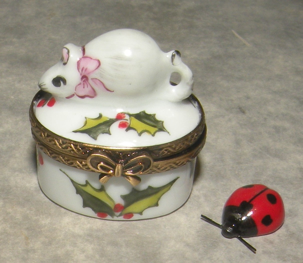 Christmas mouse  Limoges Box number 74