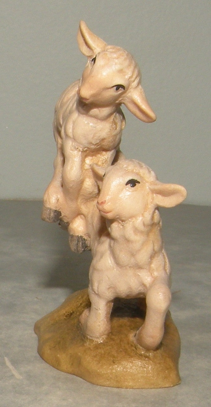 Couple of lambs hopping  ( 21282 ) ,   Rustic