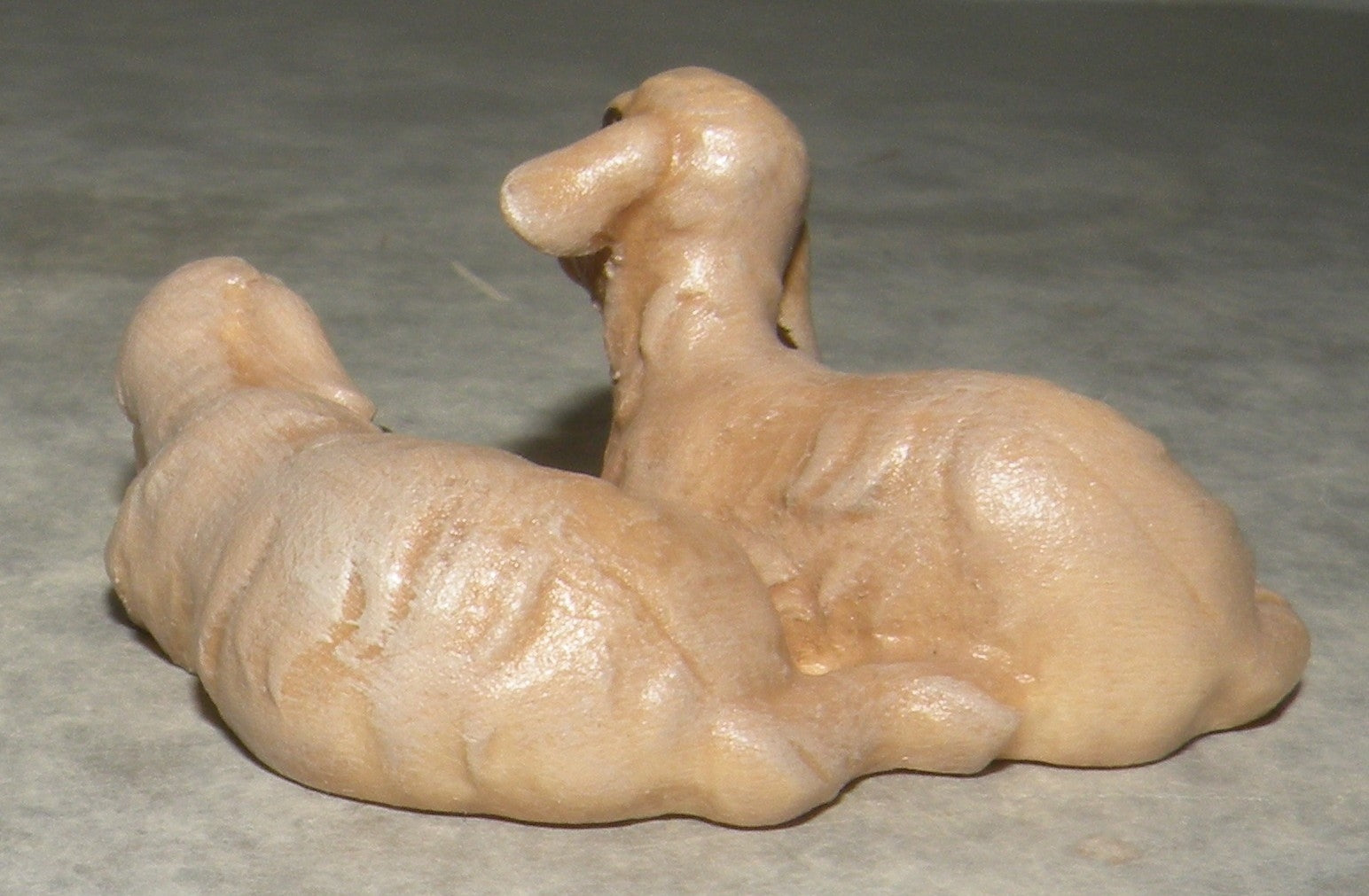 Couple of lambs lying down  ( 21284 ) ,   Folkloristic