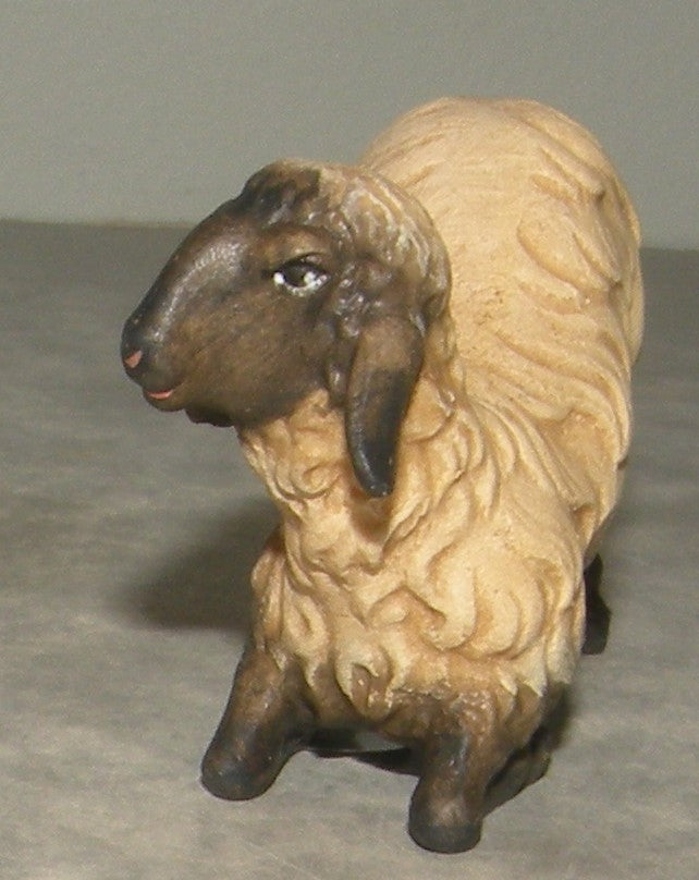 Sheep kneeling Black Head ( 21204 -AS ) ,   Rustic