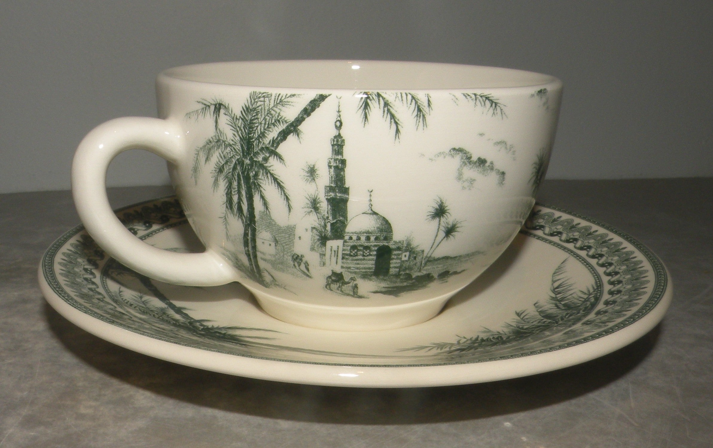 Tea Cup & Saucer   , Vue d'Orient , Les Depareillees