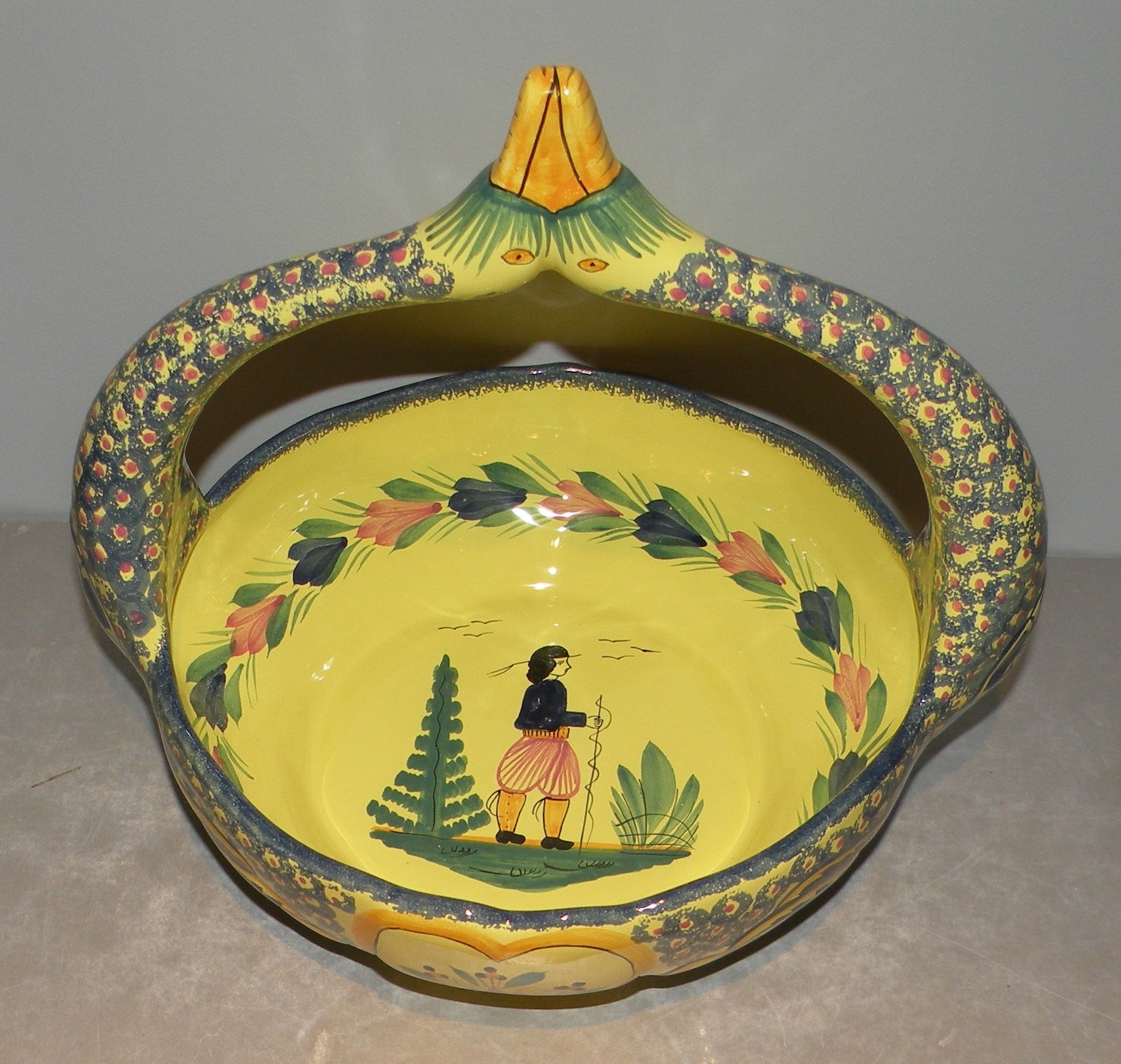 Melonnière ( melon Bowl ) with Man   , Soleil Yellow