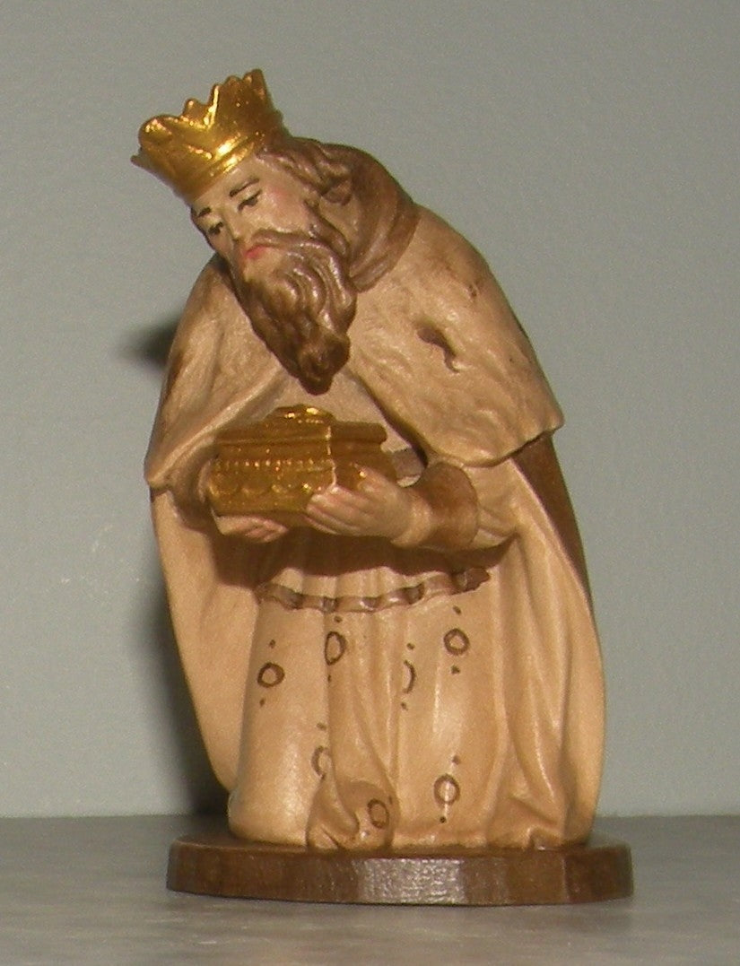 Wise Man Kneeling ( Melchior ) , Rustic ZF Finish