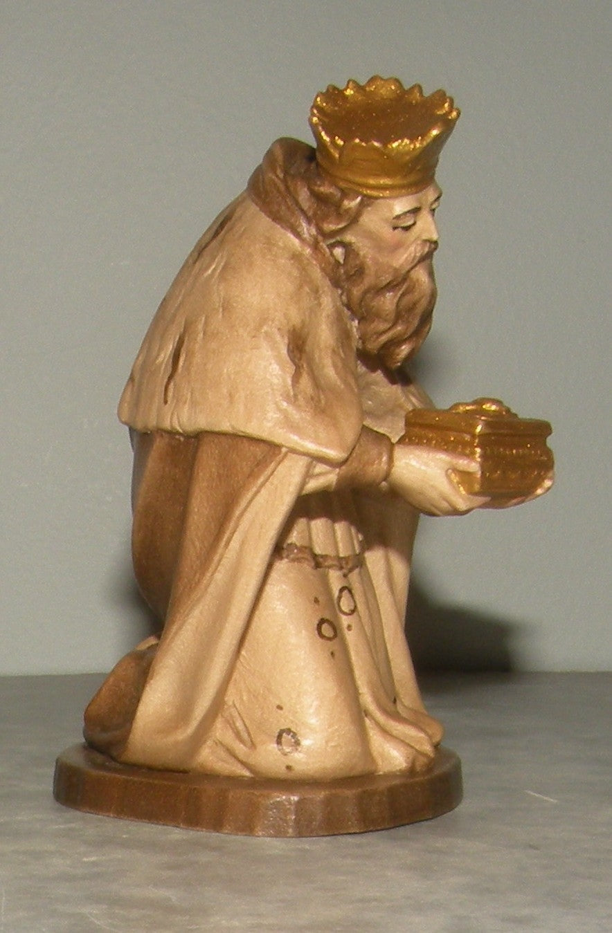 Wise Man Kneeling ( Melchior ) , Rustic ZF Finish
