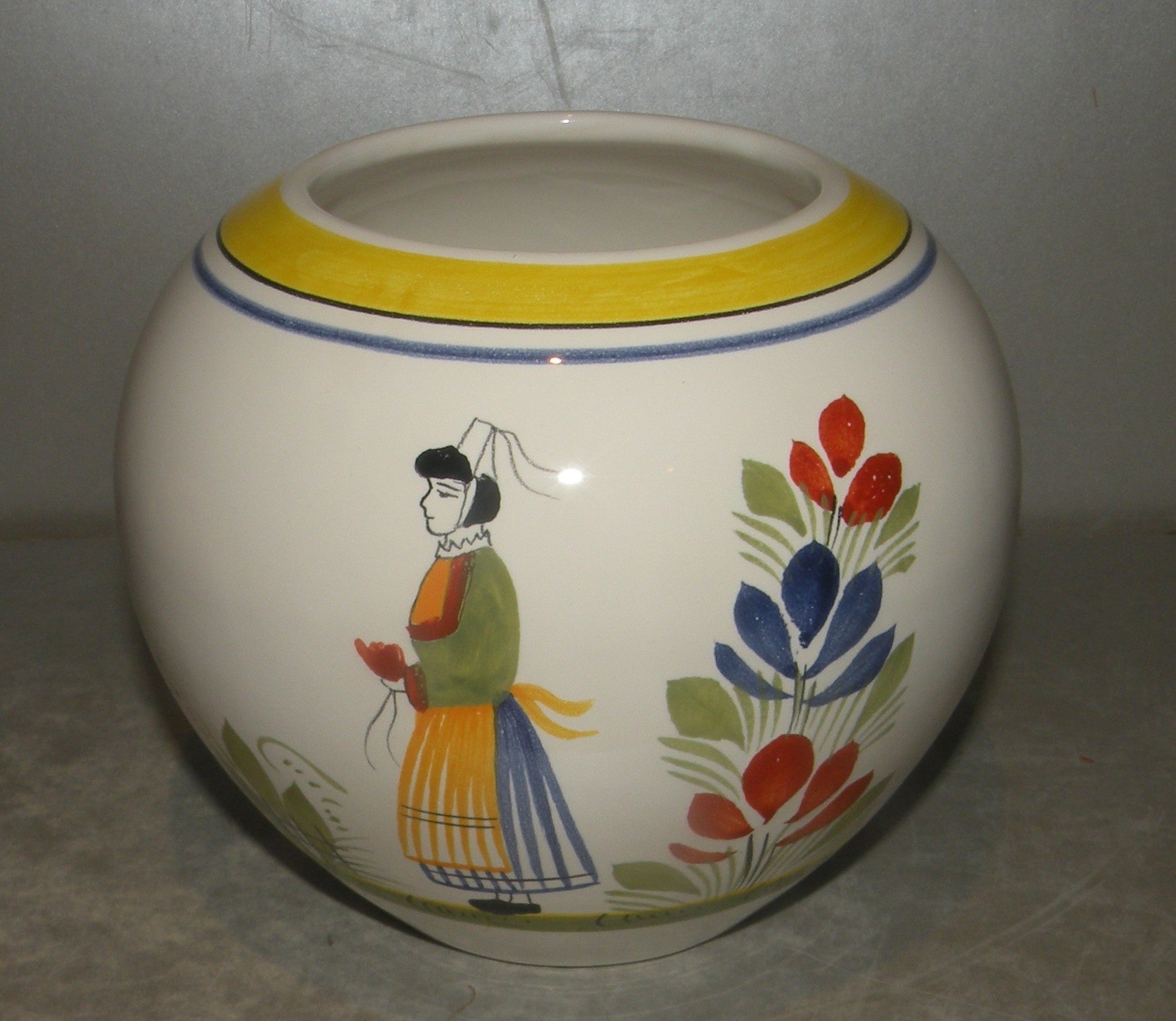 Ball Vase with a Lady  Henriot