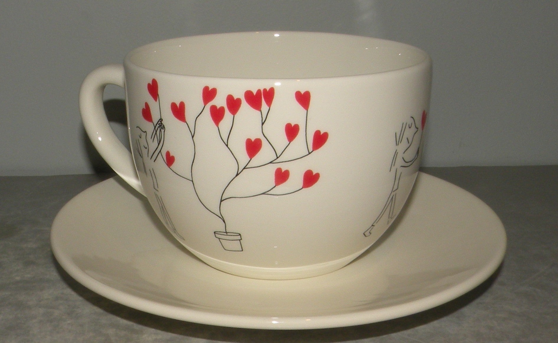 Jumbo Breakfast Cup & Saucer,  Les Amoureux